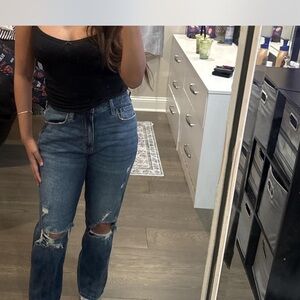 Hollister Women's Dark Blue Straight Leg Jeans